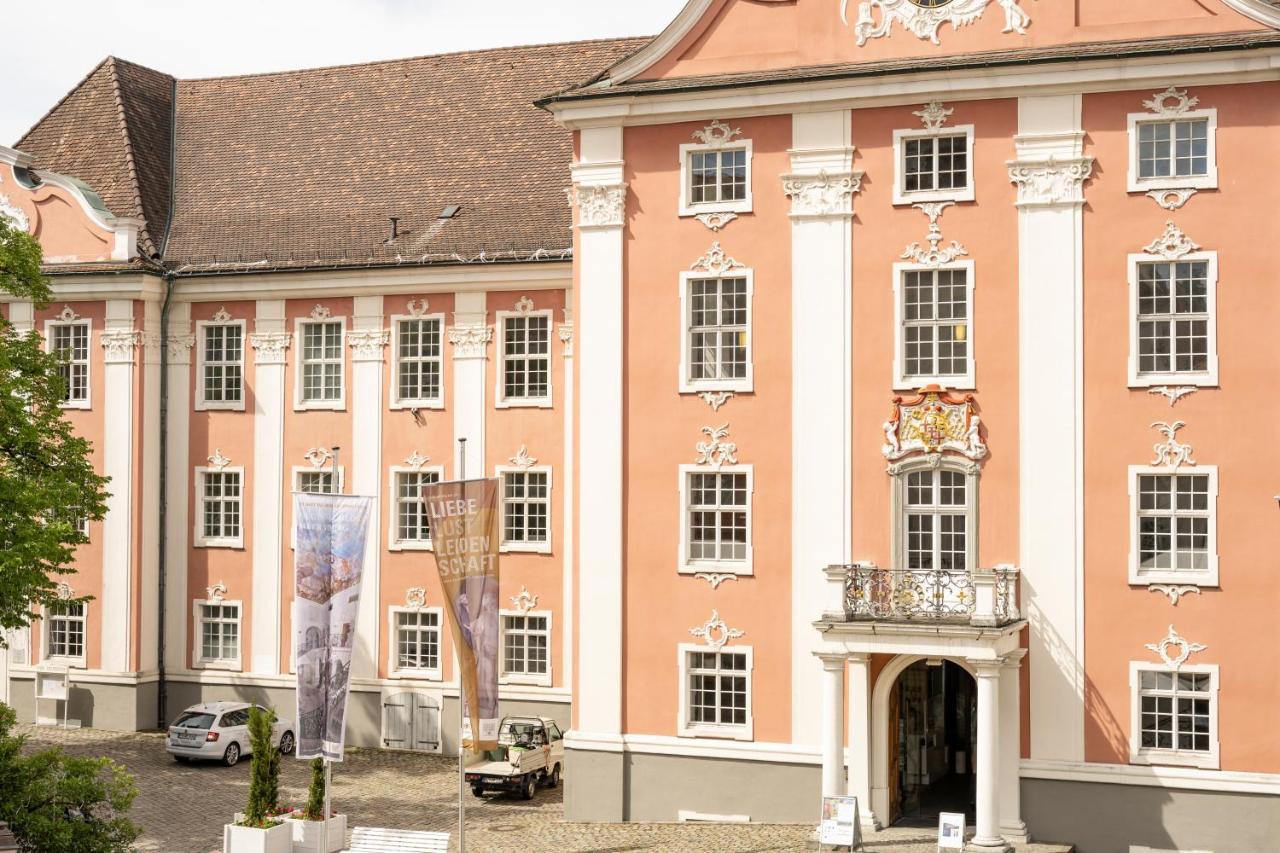 Gaestehaus Am Schlossplatz Z. 3 เมียร์สบวร์ก ภายนอก รูปภาพ