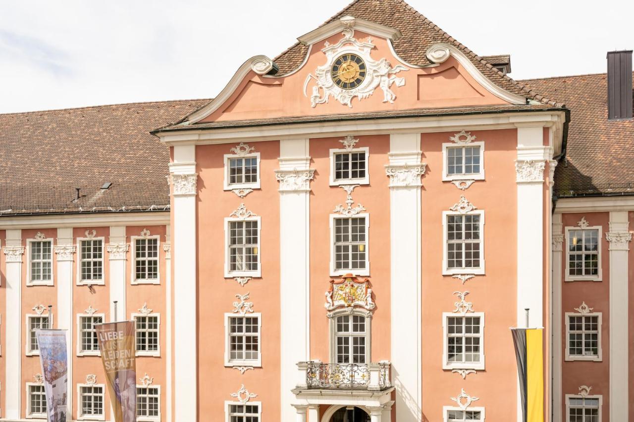 Gaestehaus Am Schlossplatz Z. 3 เมียร์สบวร์ก ภายนอก รูปภาพ